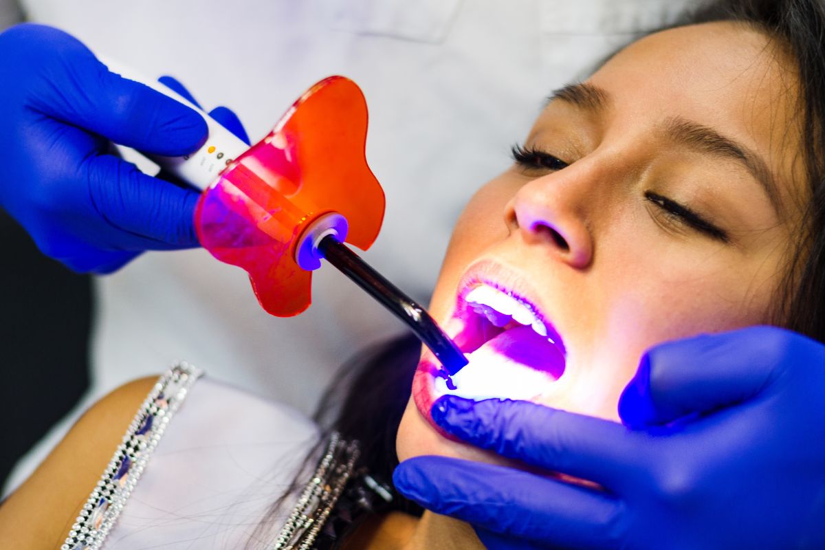 What Causes Teeth Discoloration and Staining? A Complete Guide to Understanding Tooth Color Changes